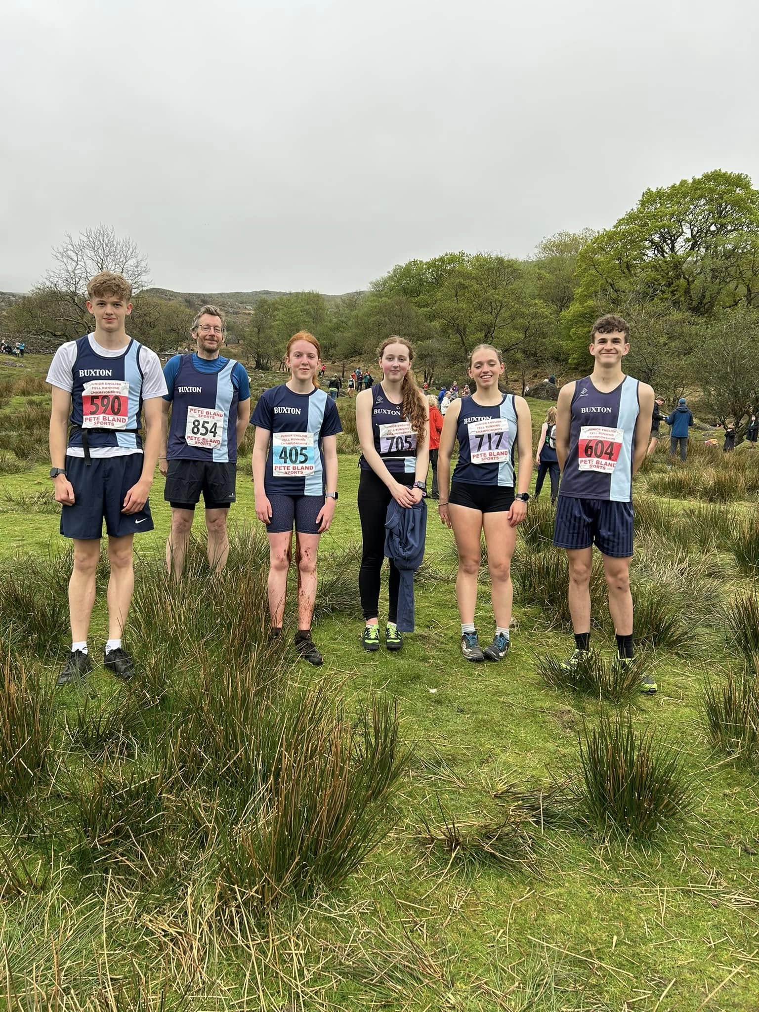 Buxton AC athletes at the junior fell championships